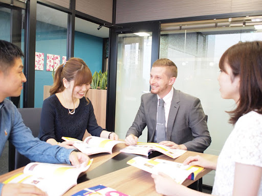 会津若松市で最高の私の近くの英語コース