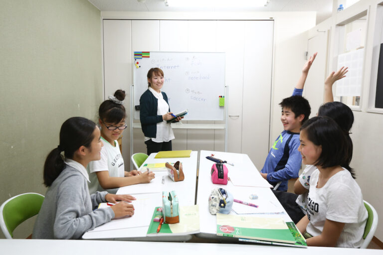 （株）日本バイリンガル